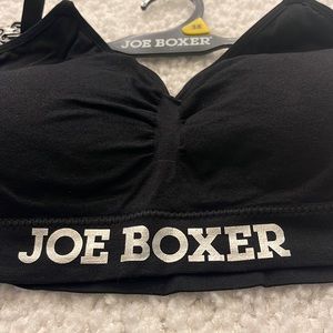 NWT Comfortable NoWires Racerback Black Joe Boxer Bra w2 sets of removable Pads